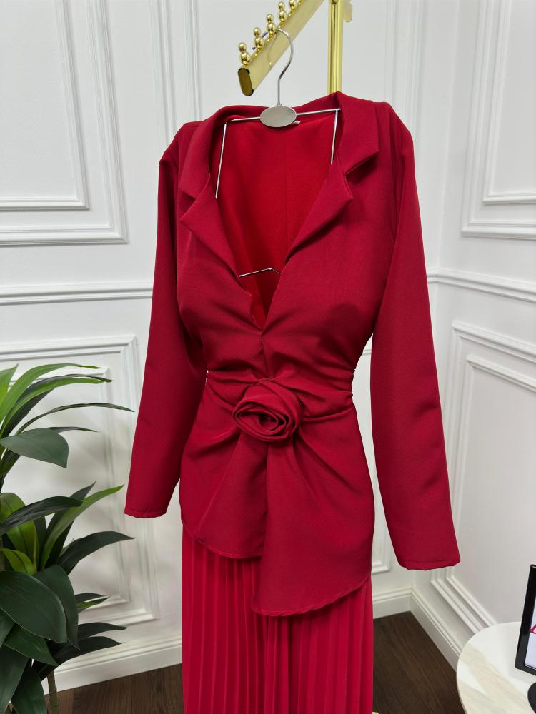 فستان باربي مع طيات شيفون