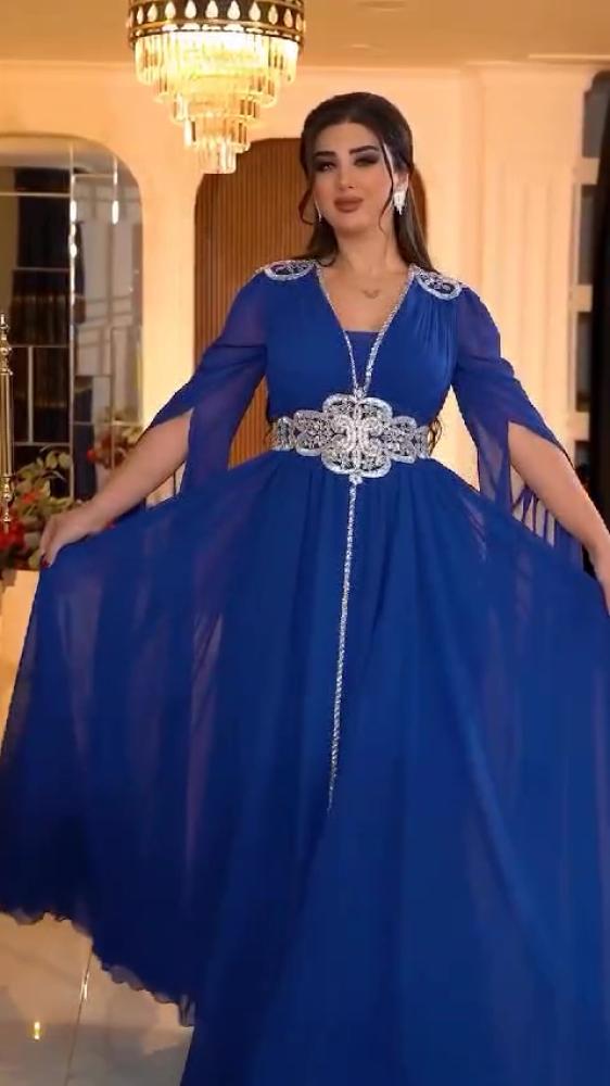 فستان مطرز من الجورجيت