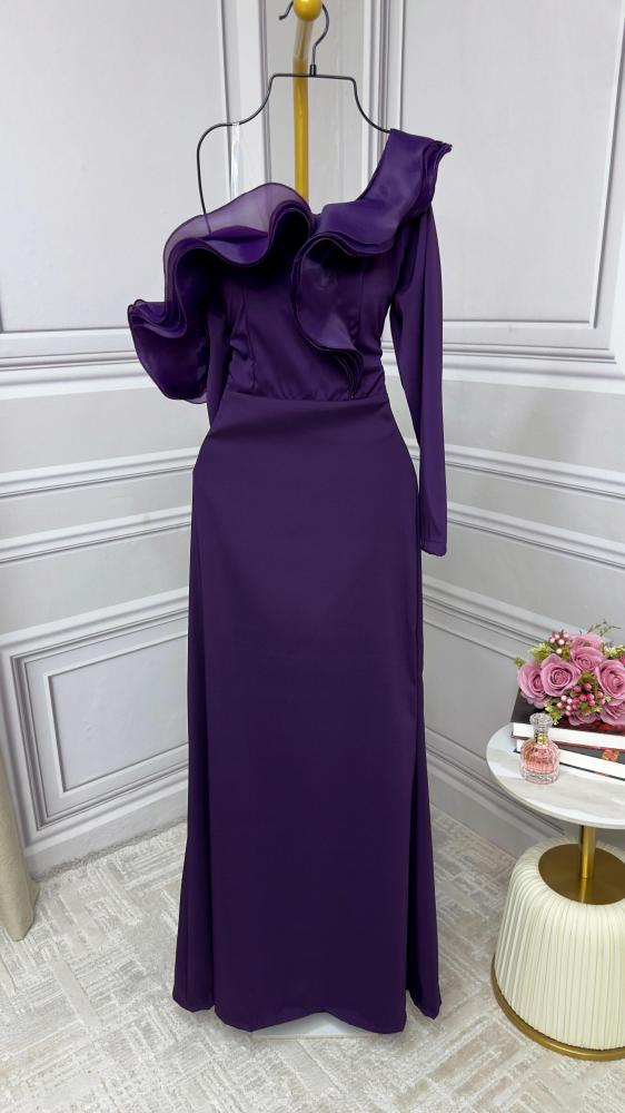 فستان ماكسي من قماش التفته المرن