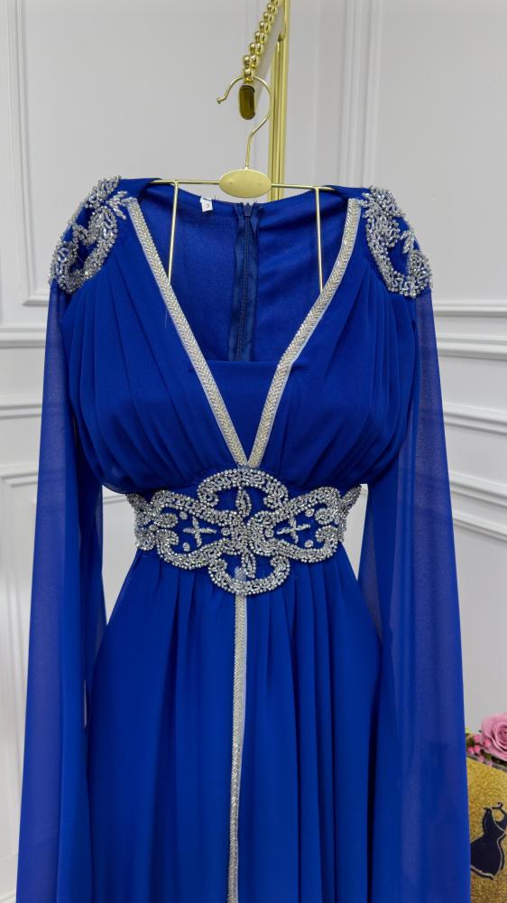 فستان مطرز من الجورجيت