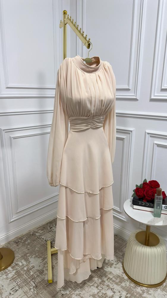 فستان شيفون متعدد الطبقات