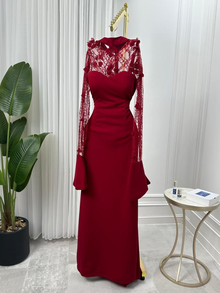 Crepe and lace dress