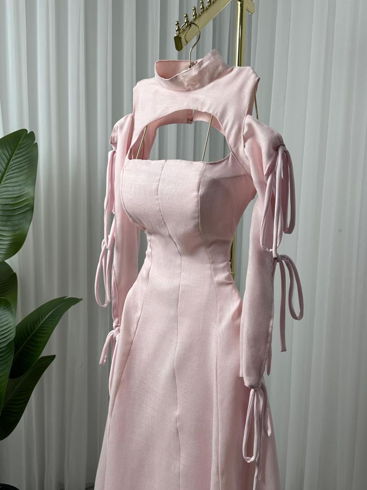 فستان من القماش الناعم