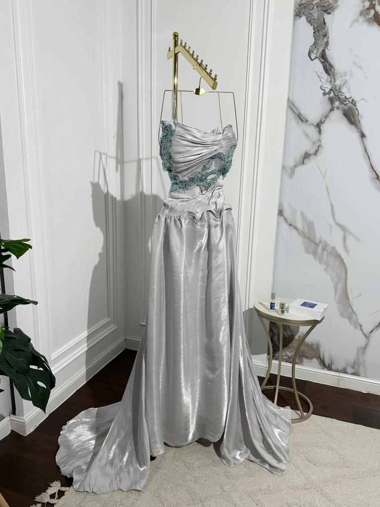 Embroidery crank dress + crotches