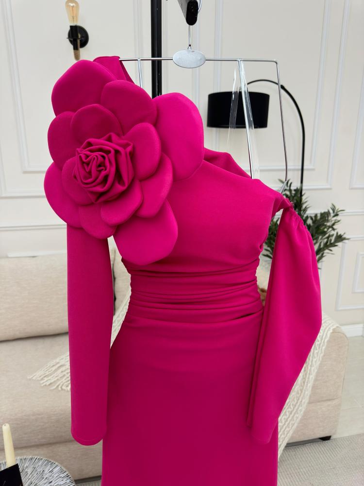 فستان كريب مطاطي