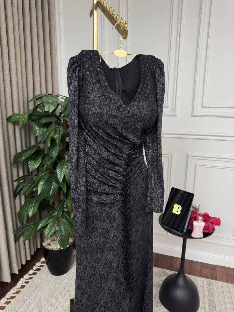 فستان قناع مطاطي ناعم