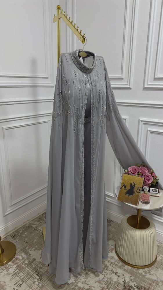 فستان من قماش التفتا المرن + قطعتين من قماش الجورجيت