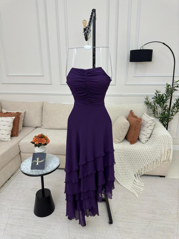 فستان من الشيفون الجورجيت الناعم