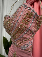 فستان باربي وتطريز يدوي