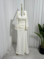 فستان باربي المطرز بالقناع