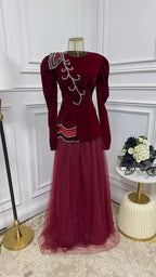 فستان من التول الناعم