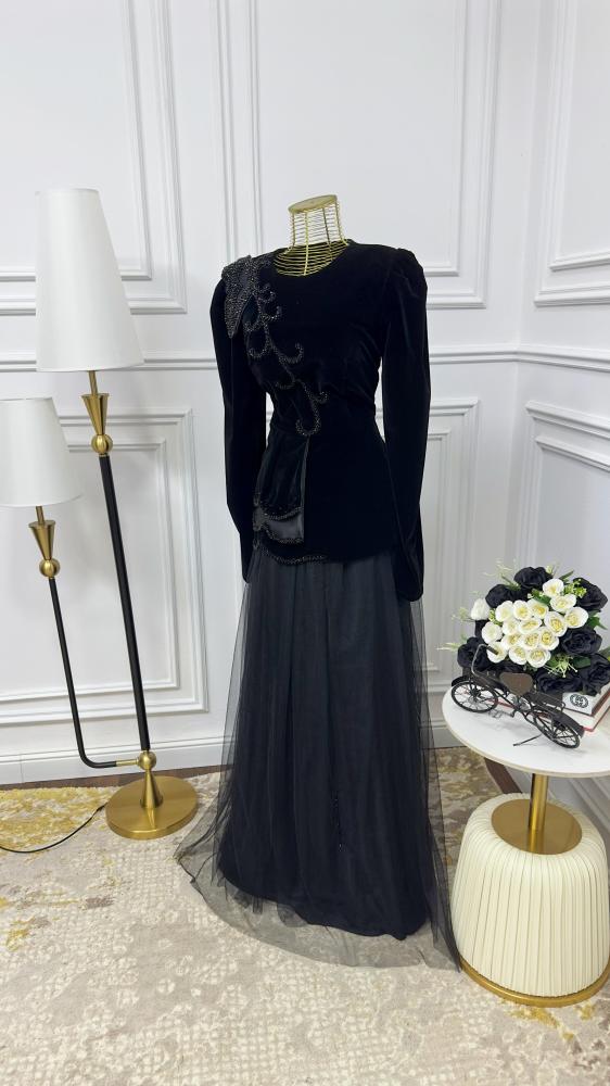 فستان من التول الناعم