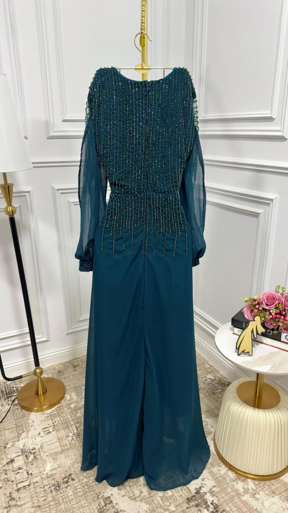 فستان مطرز بالجورجيت