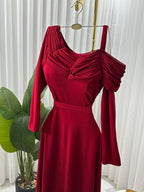 فستان من الكريب والشيفون