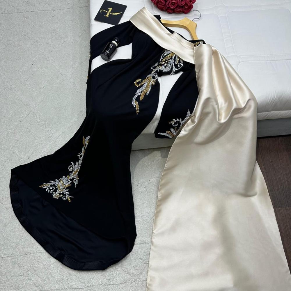 فستان من الكريب والميكادو