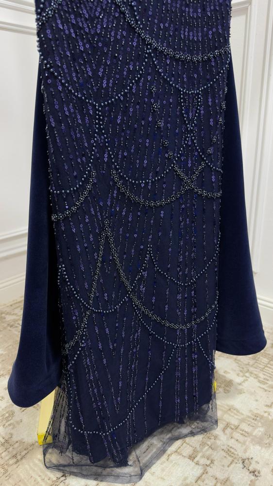 فستان سهرة شك