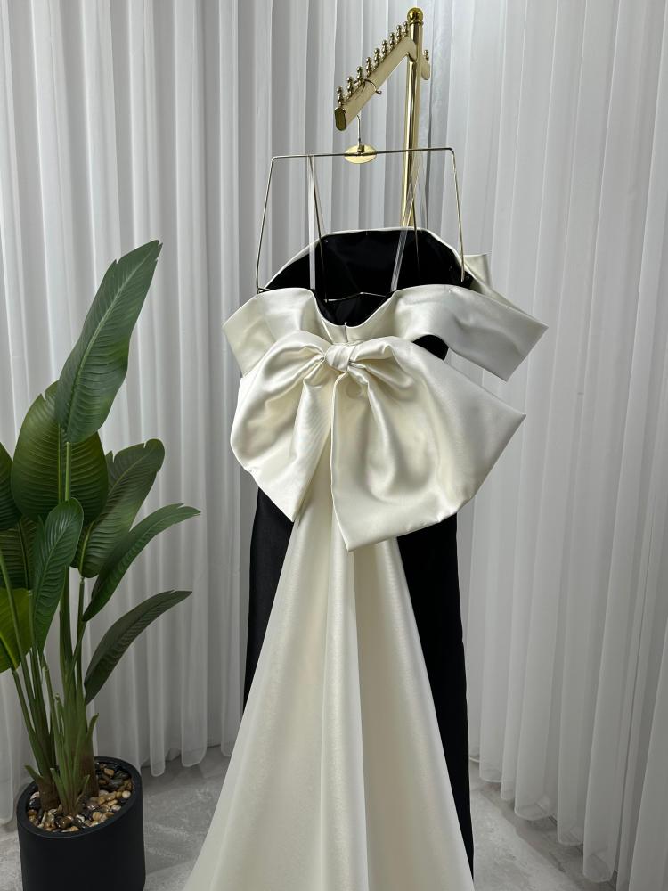 فستان ميكادو مع فيونكة في الخلف