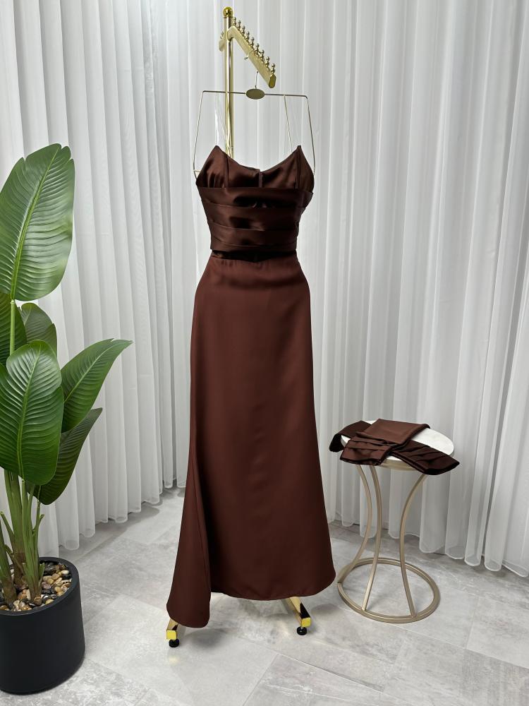 فستان باربي وتفتا مطاطي