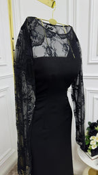 فستان باربي من الدانتيل الناعم