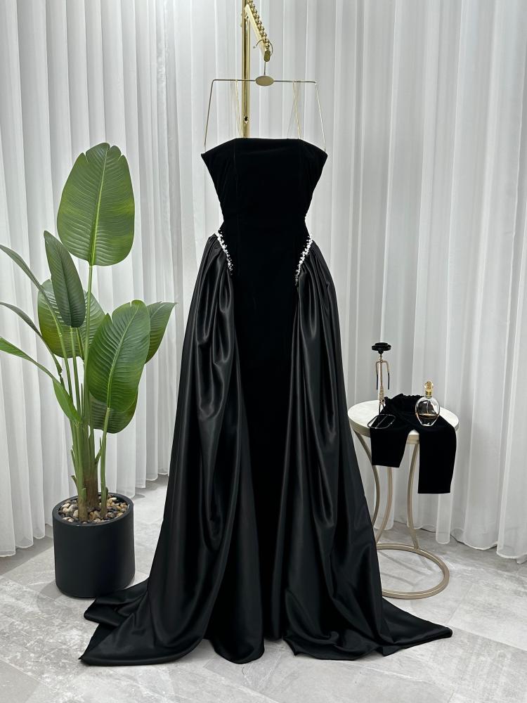 فستان جوخ مخملي + قماش تفتة مطاطي