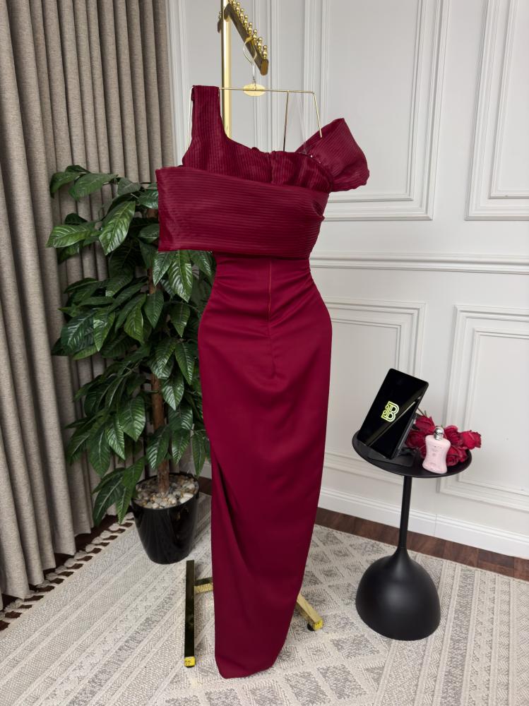 فستان من التفتا والجزر