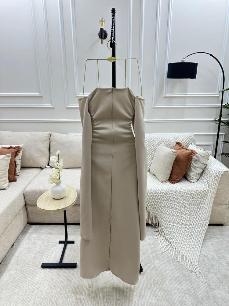 فستان باربي + تطريز يدوي