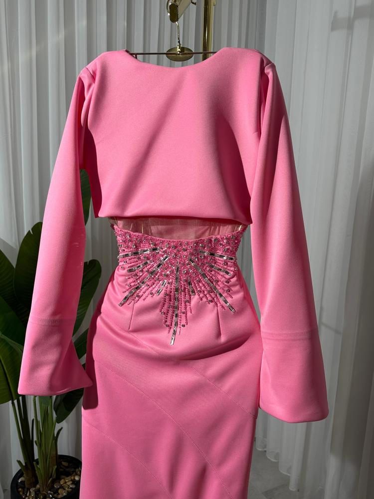 فستان باربي + حبات الكريستال