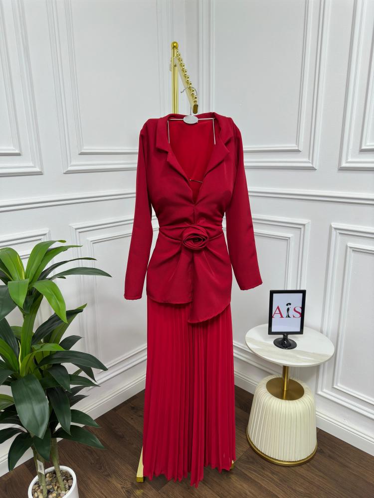 فستان باربي مع طيات شيفون