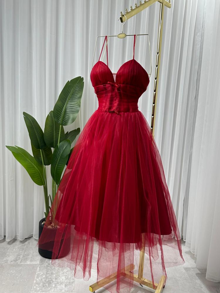 فستان التل المعلق