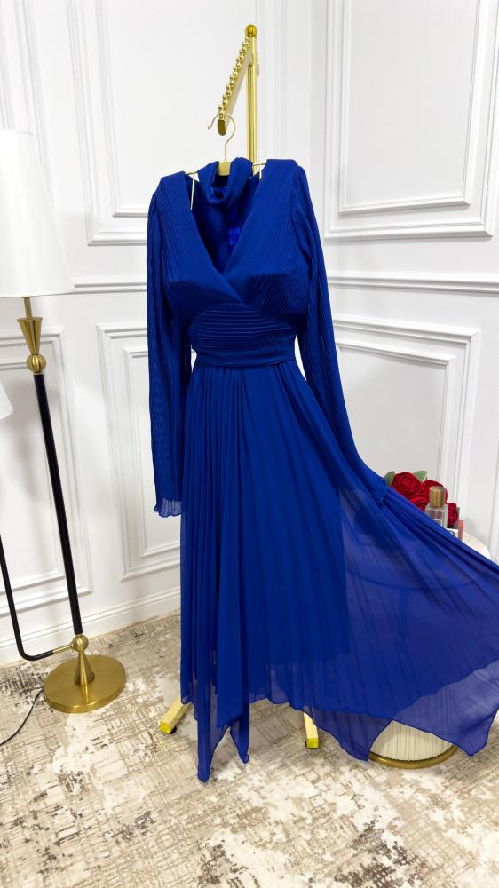 فستان شيفون مطوي