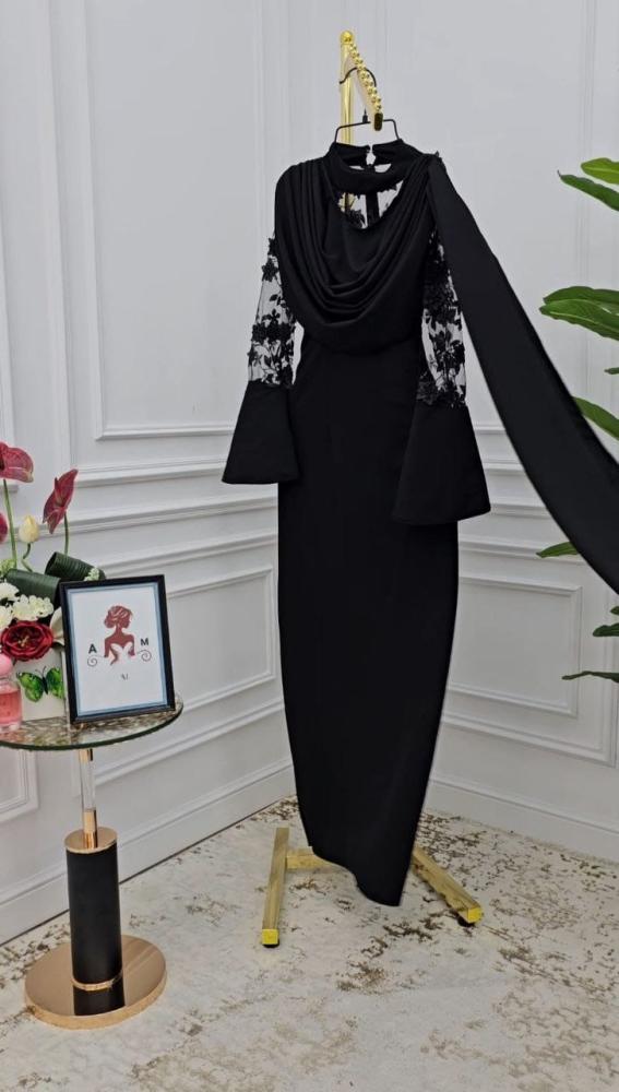 فستان باربي + كم سعره