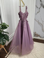 فستان سهرة من الخشب الثقيل