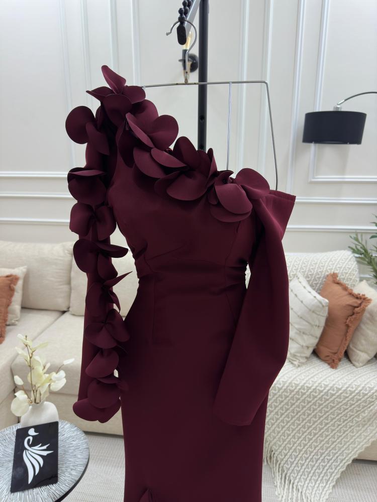 فستان باربي المقطوع بالليزر