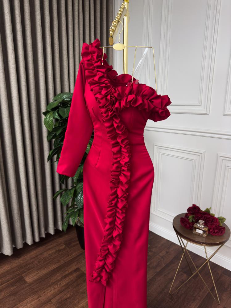 فستان باربي الناعم مع الكشكشة