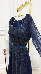 الفستان الذي على وشك أن يتم ارتداؤه