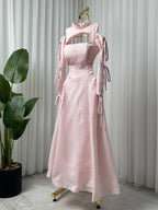 فستان من القماش الناعم