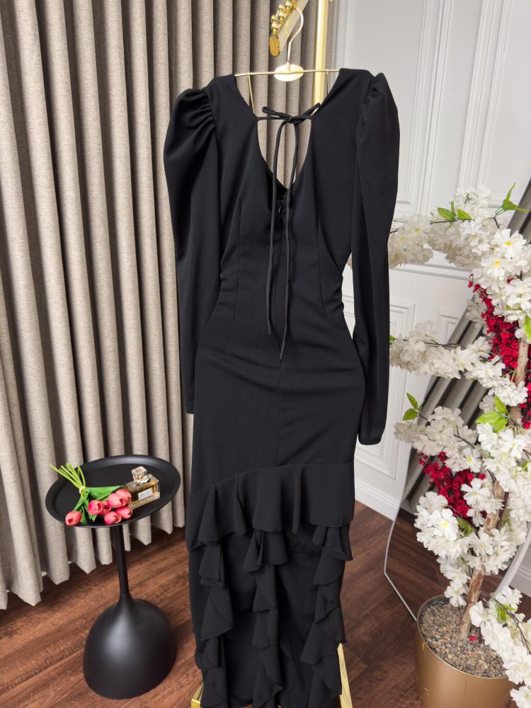 فستان من الكريب جورجيت متعدد الطبقات