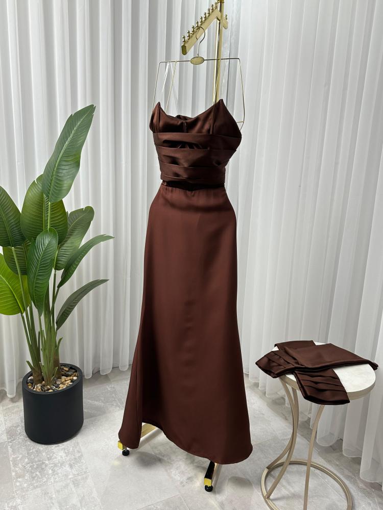 فستان باربي وتفتا مطاطي