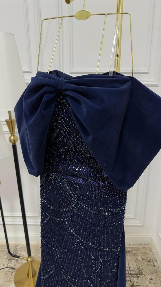 فستان سهرة شك