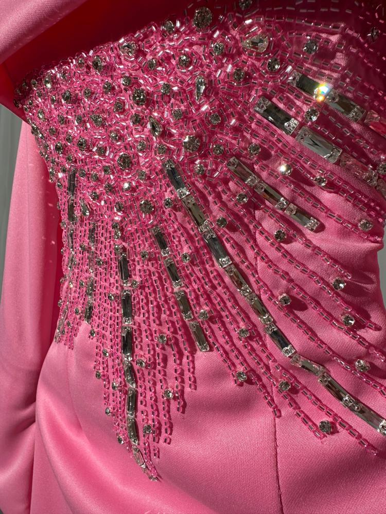 فستان باربي + حبات الكريستال