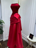 فستان مخملي + ميكادو