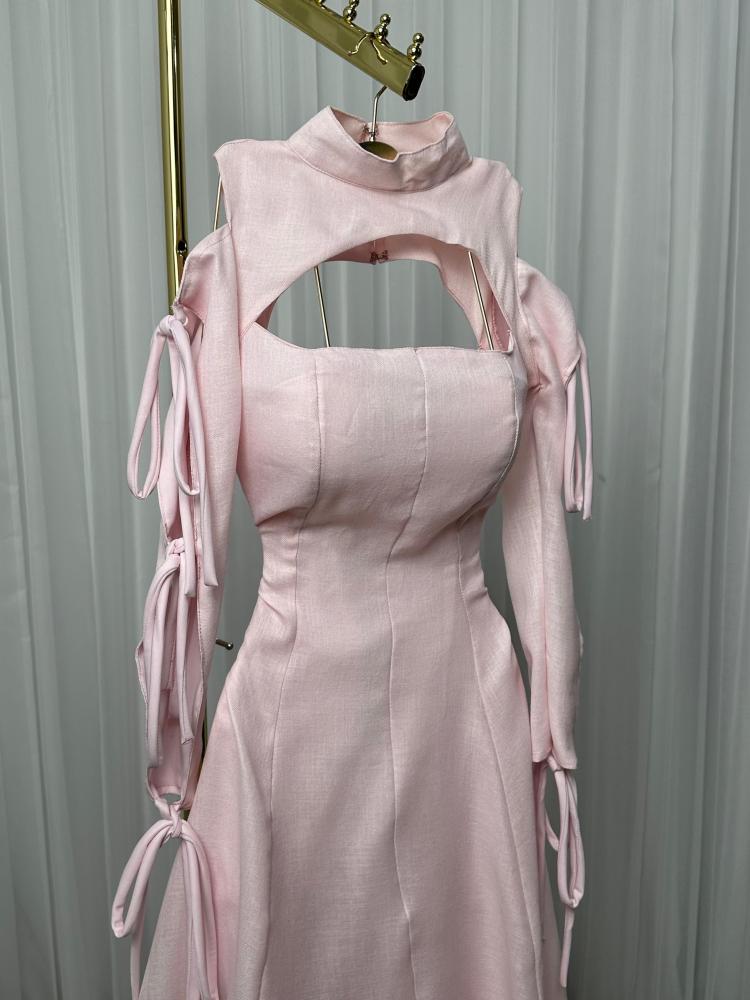 فستان من القماش الناعم