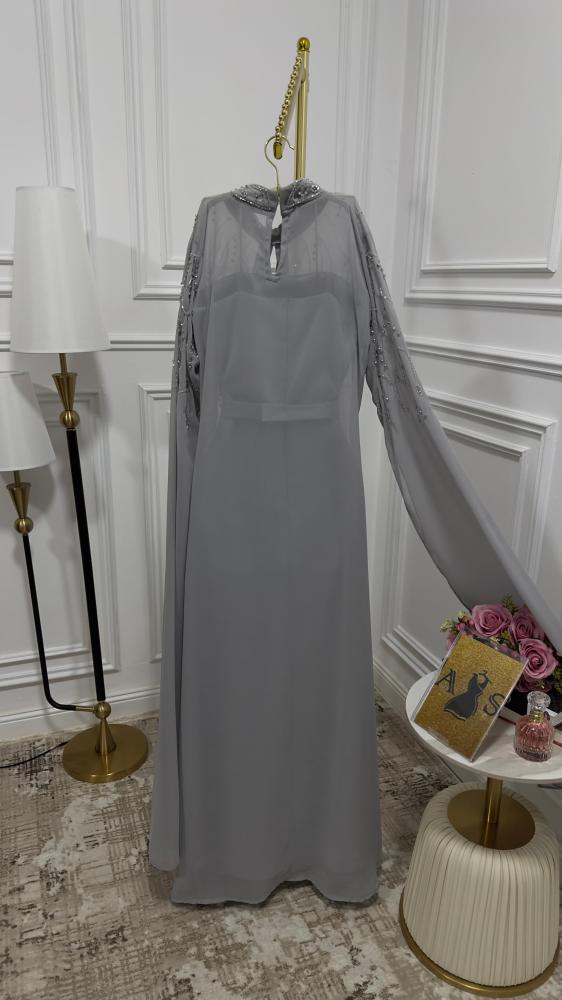 فستان من قماش التفتا المرن + قطعتين من قماش الجورجيت