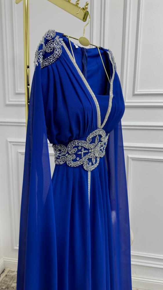 فستان مطرز من الجورجيت