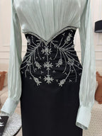 فستان باربي + كرنكلز + تطريز يدوي