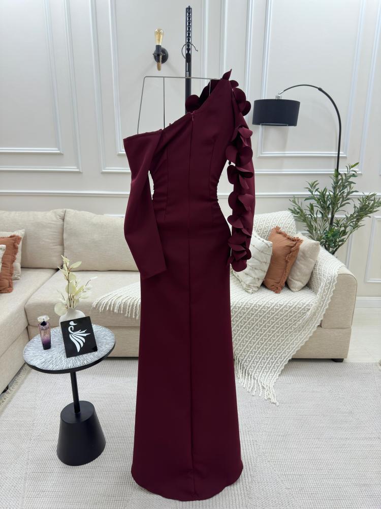 فستان باربي المقطوع بالليزر