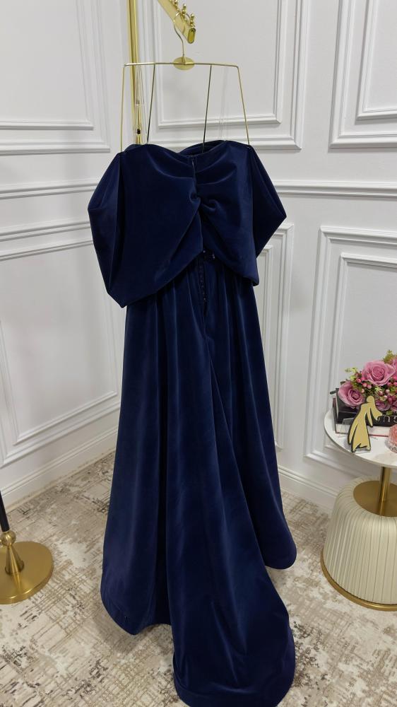 فستان سهرة شك