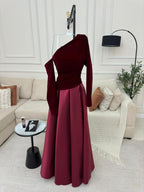 فستان ووجه ميكادو