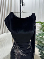 فستان مخملي + تطريز بالخرز