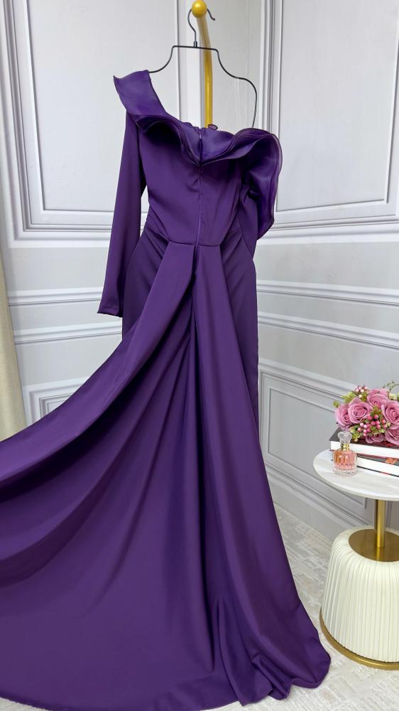 فستان ماكسي من قماش التفته المرن